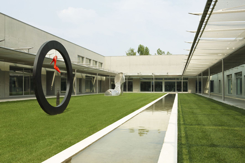 Louis Vuitton Manufacture de Souliers - ZOE Magazine