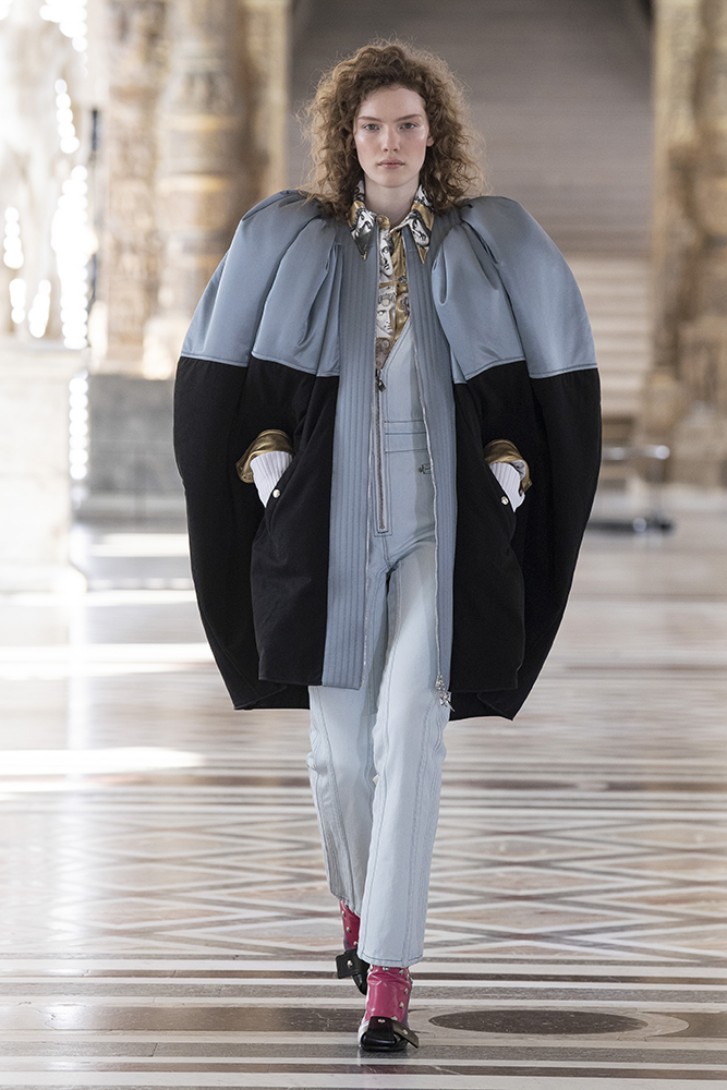 Louis Vuitton FW 21 The Age Of Enlightenment takes over The Lourve