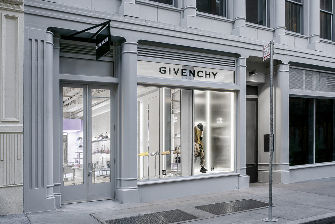 Givenchy opens a boutique in Soho - ZOE Magazine