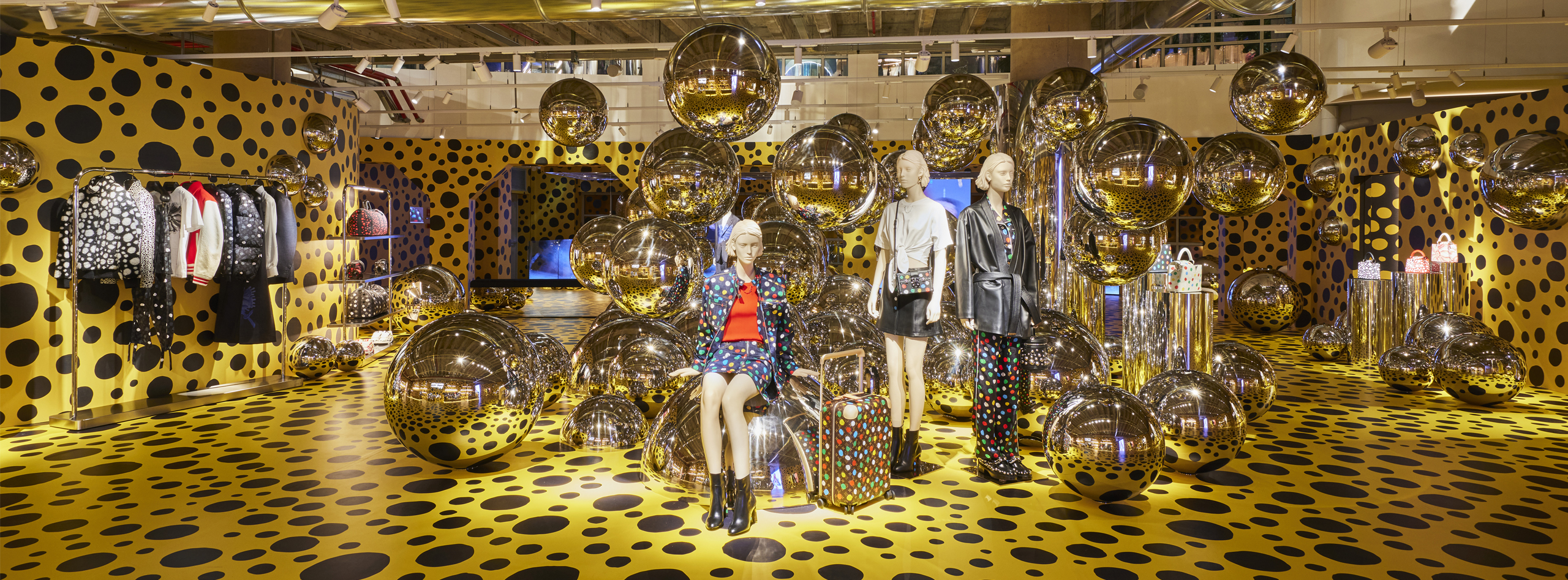 Louis Vuitton in Milan: a former garage full of fashion, history